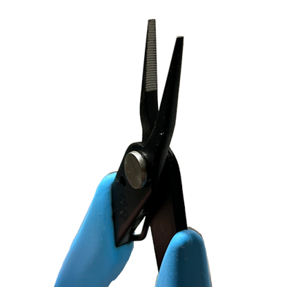 Xuron 450-S Tweezer Nose™ Pliers - Serrated